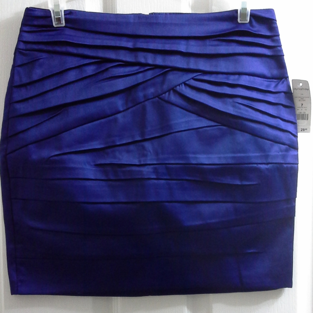 New Dynamite Mini Skirt